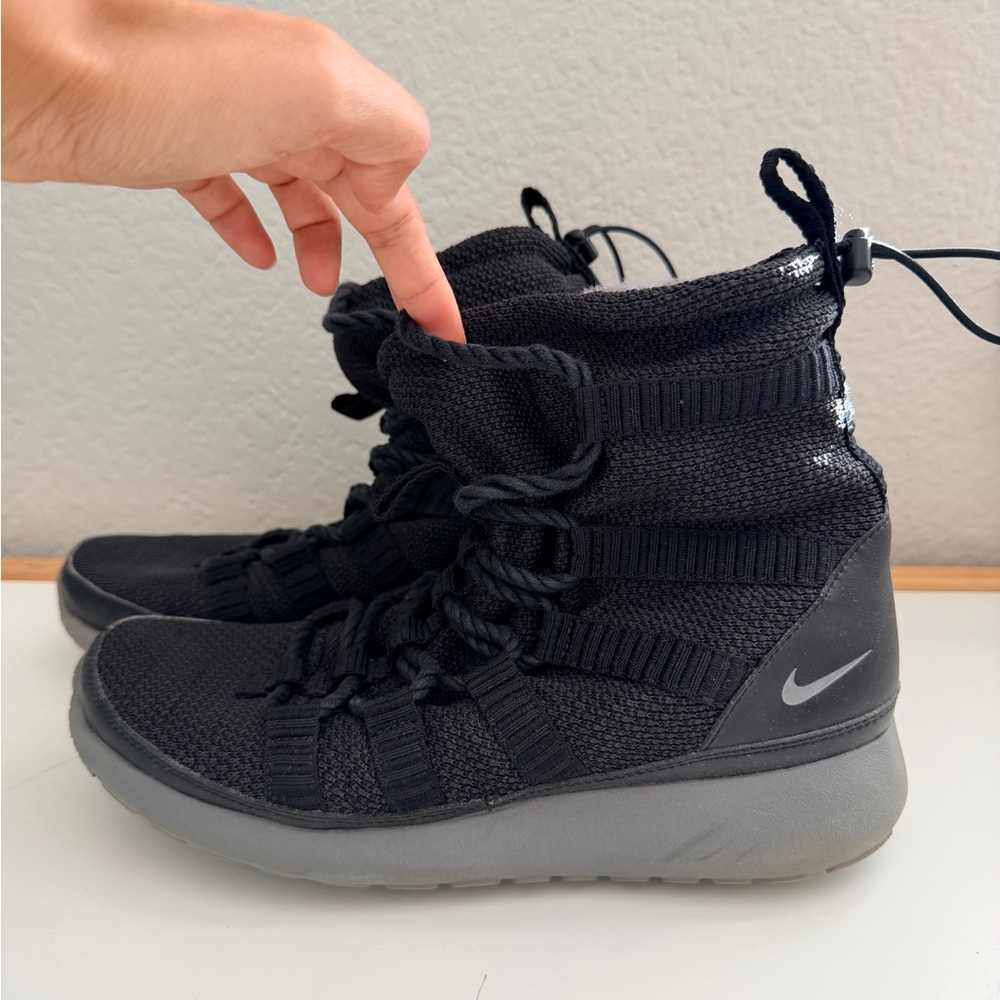 Nike Roche Boots - Picture 2 of 6